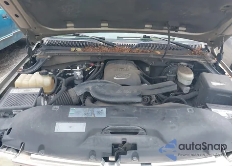 2003 Chevrolet Suburban Ls/Lt/Z71 from USA, damaged, VIN 1GNFK16Z13J19980